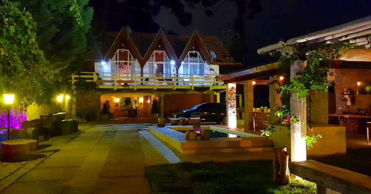 Hotel Campos House à Campos do Jordão Extérieur photo
